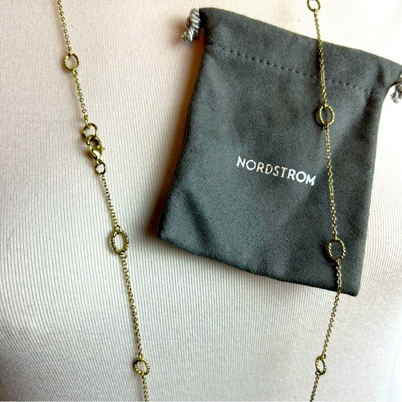 Like New Gold color chain w/ tiny ovals along extra long chain can be doubled up - Picture 5 of 6